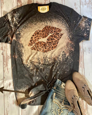 Cheetah Lips Leopard Bleached T-Shirt